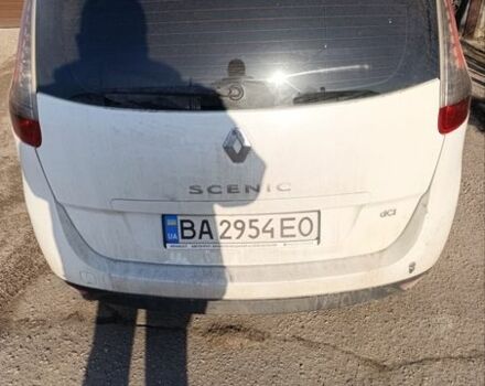 Белый Рено Сценик, объемом двигателя 0 л и пробегом 340 тыс. км за 6000 $, фото 1 на Automoto.ua