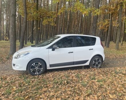 Білий Рено Сценік, об'ємом двигуна 1.5 л та пробігом 290 тис. км за 5998 $, фото 1 на Automoto.ua
