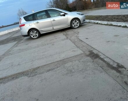 Білий Рено Сценік, об'ємом двигуна 1.5 л та пробігом 191 тис. км за 7100 $, фото 1 на Automoto.ua