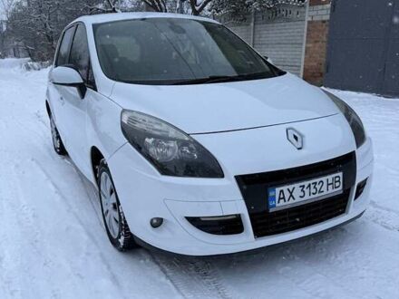 Білий Рено Сценік, об'ємом двигуна 1.46 л та пробігом 182 тис. км за 6800 $, фото 1 на Automoto.ua