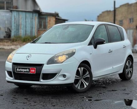 Білий Рено Сценік, об'ємом двигуна 1.9 л та пробігом 242 тис. км за 6940 $, фото 1 на Automoto.ua