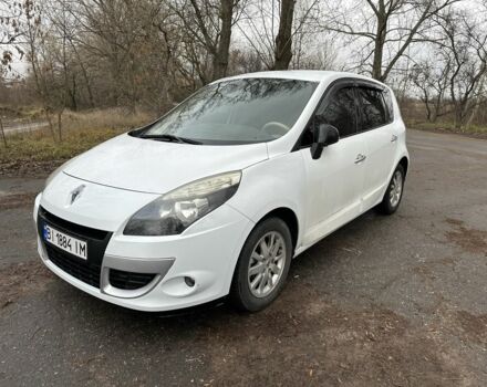 Білий Рено Сценік, об'ємом двигуна 1.6 л та пробігом 309 тис. км за 6200 $, фото 1 на Automoto.ua