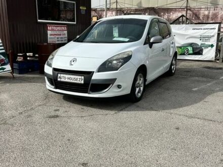 Білий Рено Сценік, об'ємом двигуна 1.46 л та пробігом 281 тис. км за 6800 $, фото 1 на Automoto.ua