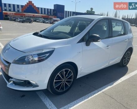 Белый Рено Сценик, объемом двигателя 1.5 л и пробегом 198 тыс. км за 9999 $, фото 1 на Automoto.ua