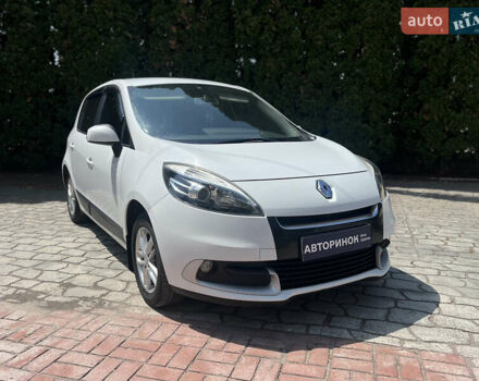 Білий Рено Сценік, об'ємом двигуна 1.46 л та пробігом 355 тис. км за 7500 $, фото 1 на Automoto.ua