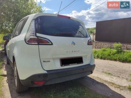 Білий Рено Сценік, об'ємом двигуна 1.6 л та пробігом 212 тис. км за 9300 $, фото 1 на Automoto.ua