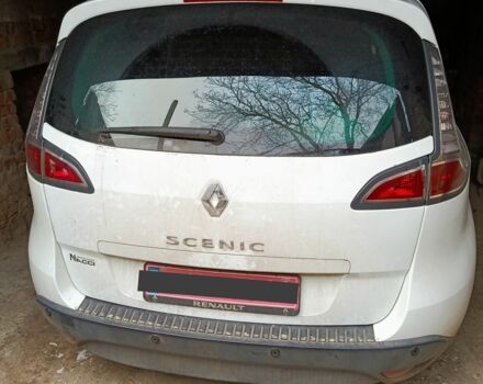 Белый Рено Сценик, объемом двигателя 0 л и пробегом 210 тыс. км за 8900 $, фото 1 на Automoto.ua
