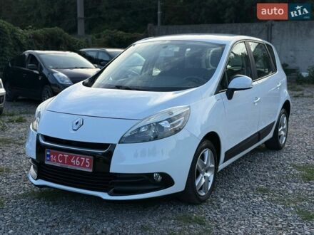 Білий Рено Сценік, об'ємом двигуна 1.6 л та пробігом 157 тис. км за 7990 $, фото 1 на Automoto.ua