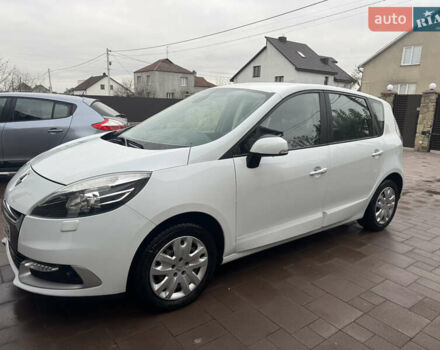 Білий Рено Сценік, об'ємом двигуна 1.46 л та пробігом 185 тис. км за 7650 $, фото 1 на Automoto.ua