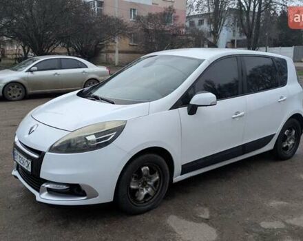 Белый Рено Сценик, объемом двигателя 1.46 л и пробегом 285 тыс. км за 6400 $, фото 1 на Automoto.ua