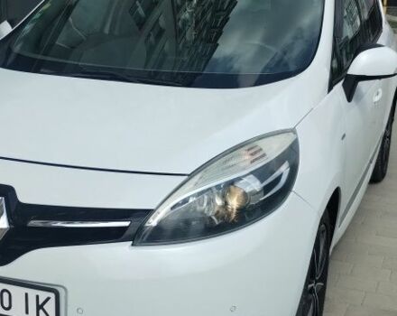 Белый Рено Сценик, объемом двигателя 0 л и пробегом 258 тыс. км за 9950 $, фото 1 на Automoto.ua