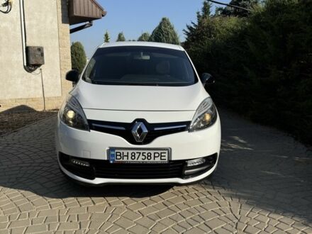Рено Сценик 2013 в Одессе на Automoto.ua Белый Рено Сценик, объемом двигателя 1.5 л и пробегом 250 тыс. км за 6300 $, фото 1 на Automoto.ua