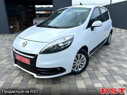 Белый Рено Сценик, объемом двигателя 1.5 л и пробегом 148 тыс. км за 8500 $, фото 1 на Automoto.ua