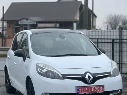 Белый Рено Сценик, объемом двигателя 1.46 л и пробегом 221 тыс. км за 9700 $, фото 1 на Automoto.ua