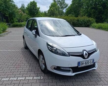 Белый Рено Сценик, объемом двигателя 1.46 л и пробегом 258 тыс. км за 8700 $, фото 1 на Automoto.ua