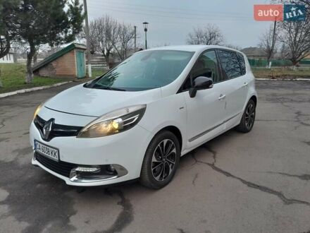 Белый Рено Сценик, объемом двигателя 1.46 л и пробегом 238 тыс. км за 10700 $, фото 1 на Automoto.ua