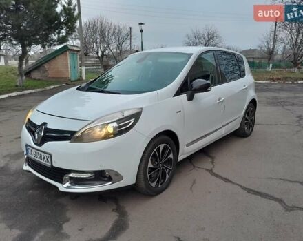 Белый Рено Сценик, объемом двигателя 1.46 л и пробегом 238 тыс. км за 10700 $, фото 1 на Automoto.ua