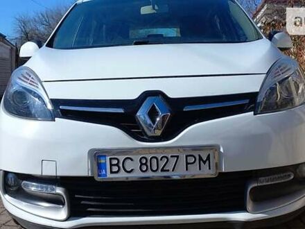 Белый Рено Сценик, объемом двигателя 1.46 л и пробегом 232 тыс. км за 10500 $, фото 1 на Automoto.ua