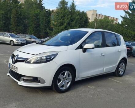 Белый Рено Сценик, объемом двигателя 1.46 л и пробегом 199 тыс. км за 8799 $, фото 1 на Automoto.ua
