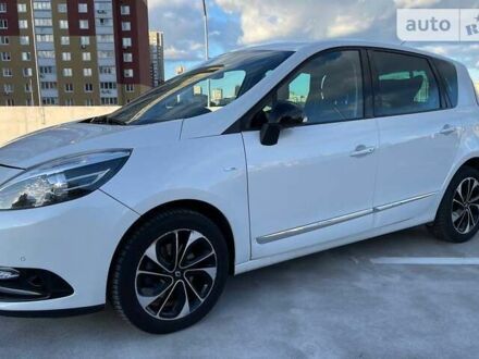 Белый Рено Сценик, объемом двигателя 1.46 л и пробегом 160 тыс. км за 10850 $, фото 1 на Automoto.ua
