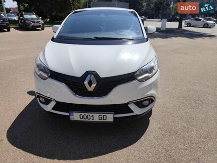 Белый Рено Сценик, объемом двигателя 1.46 л и пробегом 260 тыс. км за 12500 $, фото 1 на Automoto.ua