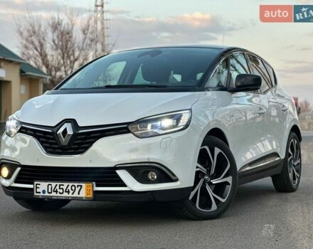 Белый Рено Сценик, объемом двигателя 1.6 л и пробегом 230 тыс. км за 13400 $, фото 1 на Automoto.ua