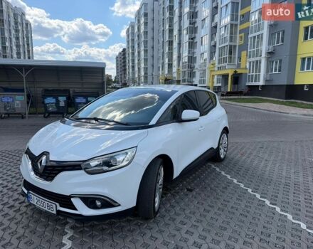 Белый Рено Сценик, объемом двигателя 1.46 л и пробегом 206 тыс. км за 11200 $, фото 1 на Automoto.ua