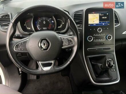 Білий Рено Сценік, об'ємом двигуна 1.5 л та пробігом 285 тис. км за 17000 $, фото 1 на Automoto.ua