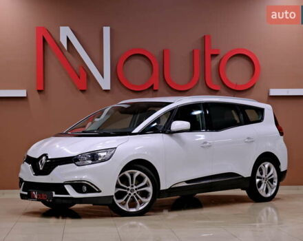 Белый Рено Сценик, объемом двигателя 1.5 л и пробегом 223 тыс. км за 15900 $, фото 1 на Automoto.ua