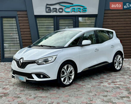 Белый Рено Сценик, объемом двигателя 1.5 л и пробегом 204 тыс. км за 13700 $, фото 1 на Automoto.ua
