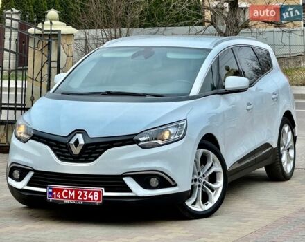 Білий Рено Сценік, об'ємом двигуна 1.6 л та пробігом 251 тис. км за 12632 $, фото 1 на Automoto.ua