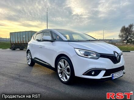 Белый Рено Сценик, объемом двигателя 1.5 л и пробегом 195 тыс. км за 12500 $, фото 1 на Automoto.ua