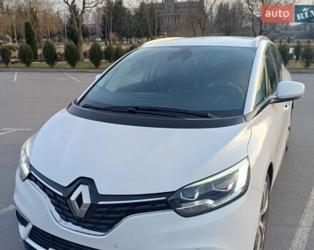 Белый Рено Сценик, объемом двигателя 1.6 л и пробегом 274 тыс. км за 13800 $, фото 1 на Automoto.ua