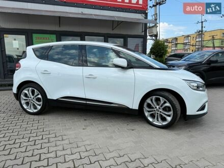 Белый Рено Сценик, объемом двигателя 1.7 л и пробегом 193 тыс. км за 15600 $, фото 1 на Automoto.ua