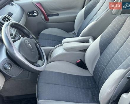 Бежевый Рено Сценик, объемом двигателя 1.6 л и пробегом 189 тыс. км за 4199 $, фото 26 на Automoto.ua