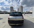 Бежевый Рено Сценик, объемом двигателя 1.5 л и пробегом 250 тыс. км за 2200 $, фото 3 на Automoto.ua