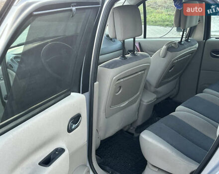 Бежевый Рено Сценик, объемом двигателя 1.6 л и пробегом 189 тыс. км за 4199 $, фото 28 на Automoto.ua