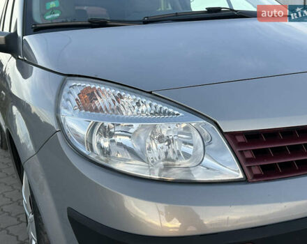 Бежевый Рено Сценик, объемом двигателя 1.6 л и пробегом 189 тыс. км за 4199 $, фото 21 на Automoto.ua