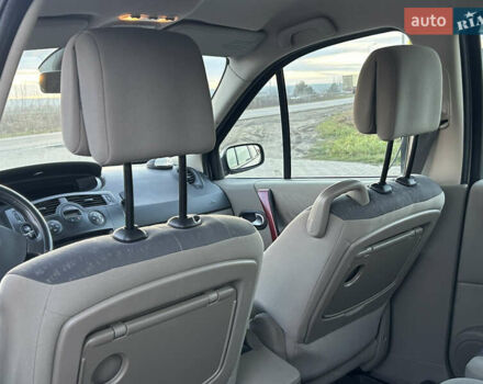 Бежевый Рено Сценик, объемом двигателя 1.6 л и пробегом 189 тыс. км за 4199 $, фото 30 на Automoto.ua