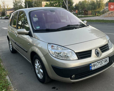 Бежевый Рено Сценик, объемом двигателя 0 л и пробегом 106 тыс. км за 6800 $, фото 4 на Automoto.ua
