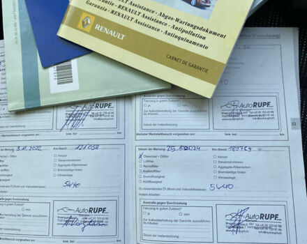 Бежевый Рено Сценик, объемом двигателя 2 л и пробегом 198 тыс. км за 6700 $, фото 16 на Automoto.ua