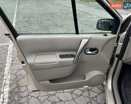 Бежевий Рено Сценік, об'ємом двигуна 1.6 л та пробігом 200 тис. км за 5800 $, фото 9 на Automoto.ua