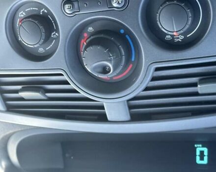 Бежевий Рено Сценік, об'ємом двигуна 1.6 л та пробігом 141 тис. км за 6000 $, фото 25 на Automoto.ua