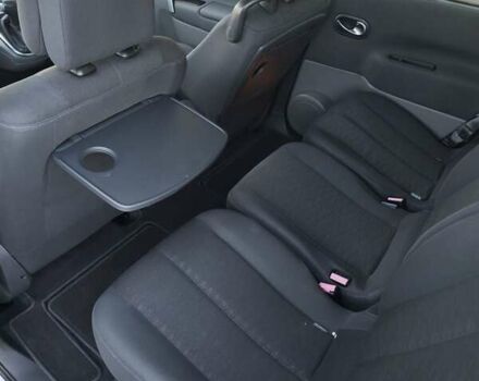 Рено Сценик 2006 в Краматорске на Automoto.ua Бежевый Рено Сценик, объемом двигателя 1.6 л и пробегом 197 тыс. км за 6500 $, фото 5 на Automoto.ua