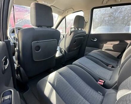 Бежевий Рено Сценік, об'ємом двигуна 1.6 л та пробігом 141 тис. км за 6000 $, фото 14 на Automoto.ua