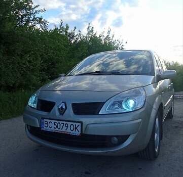 Бежевый Рено Сценик, объемом двигателя 1.6 л и пробегом 184 тыс. км за 5150 $, фото 1 на Automoto.ua