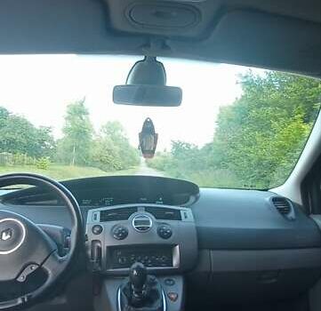 Бежевый Рено Сценик, объемом двигателя 1.6 л и пробегом 184 тыс. км за 5150 $, фото 9 на Automoto.ua