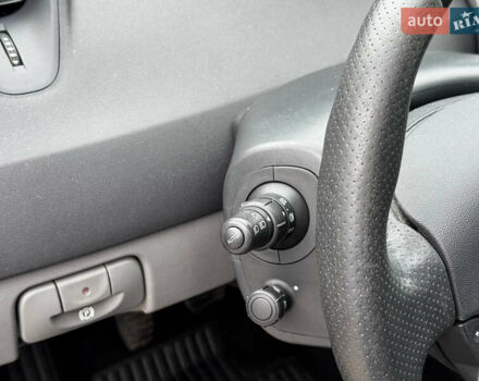Бежевий Рено Сценік, об'ємом двигуна 1.6 л та пробігом 197 тис. км за 5699 $, фото 13 на Automoto.ua