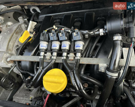 Бежевый Рено Сценик, объемом двигателя 1.6 л и пробегом 182 тыс. км за 6400 $, фото 45 на Automoto.ua