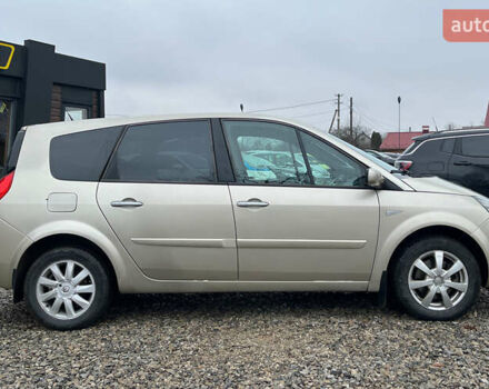 Бежевый Рено Сценик, объемом двигателя 1.87 л и пробегом 250 тыс. км за 5500 $, фото 7 на Automoto.ua
